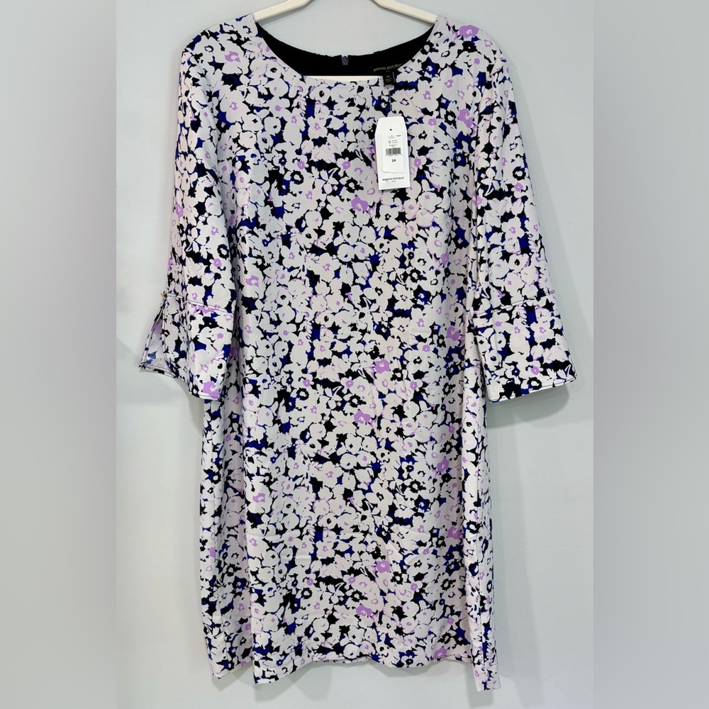 NWT Banana Republic Floral Dress Size 14 with Bell Sleeves, Fully Lined